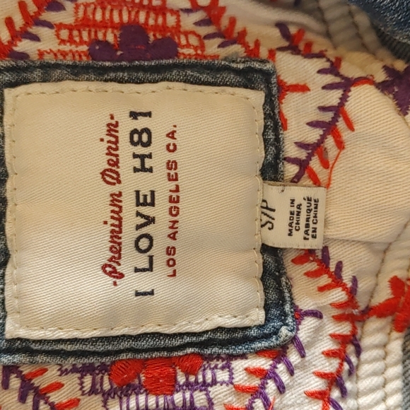 Faded Jean Jacket - Picture 2 of 5